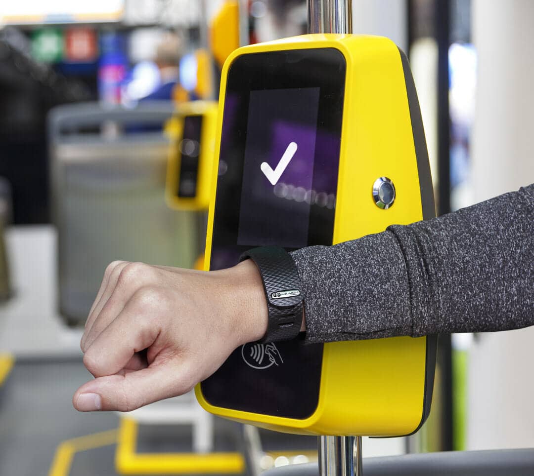 Pulseira Atar Pay no transporte público